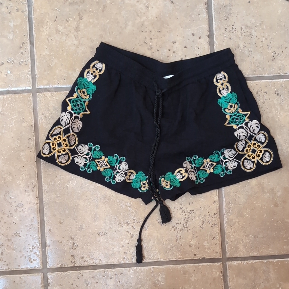 Adorable Embroidered Black Shorts